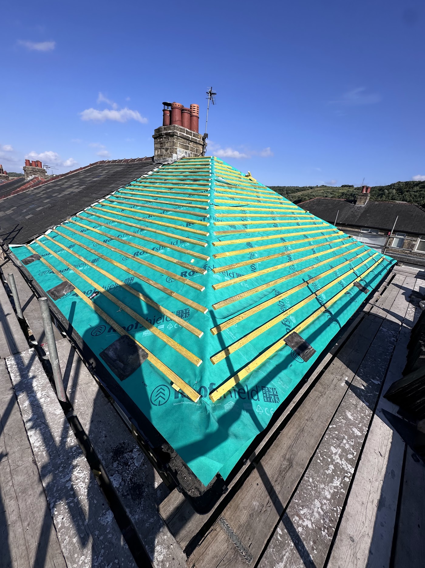 L Hartley's Roofing — work photo 3